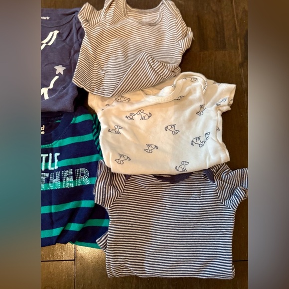 Baby Boy Newborn Onsies - Picture 4 of 4